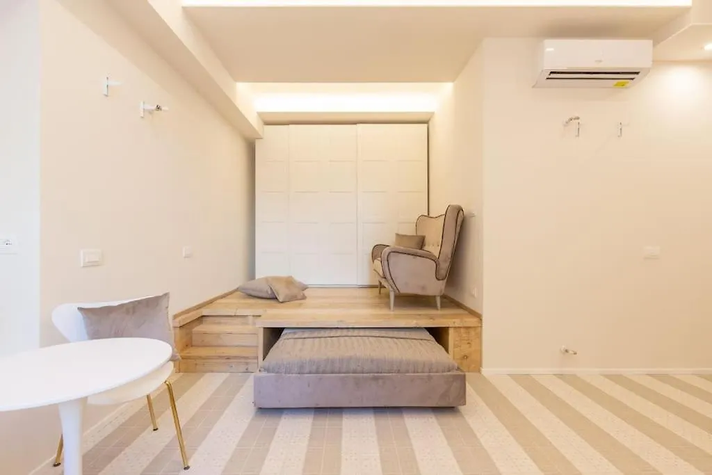 5Fo6 Navigli - Duomo - Boho - Minimal Apartment Milan